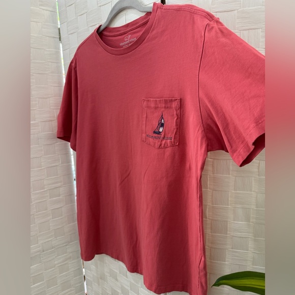 Vineyard Vines Men's Classic Red Tee - Picture 7 of 7